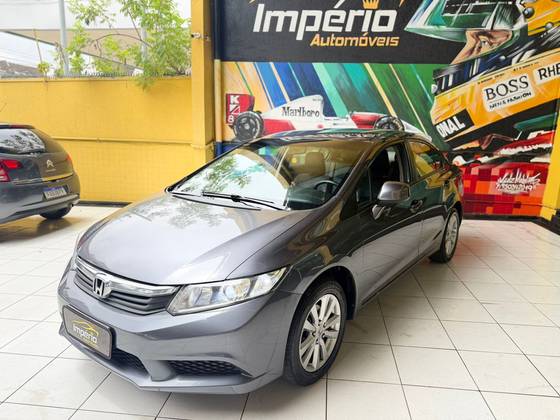 HONDA CIVIC 1.8 LXS 16V FLEX 4P AUTOMÁTICO